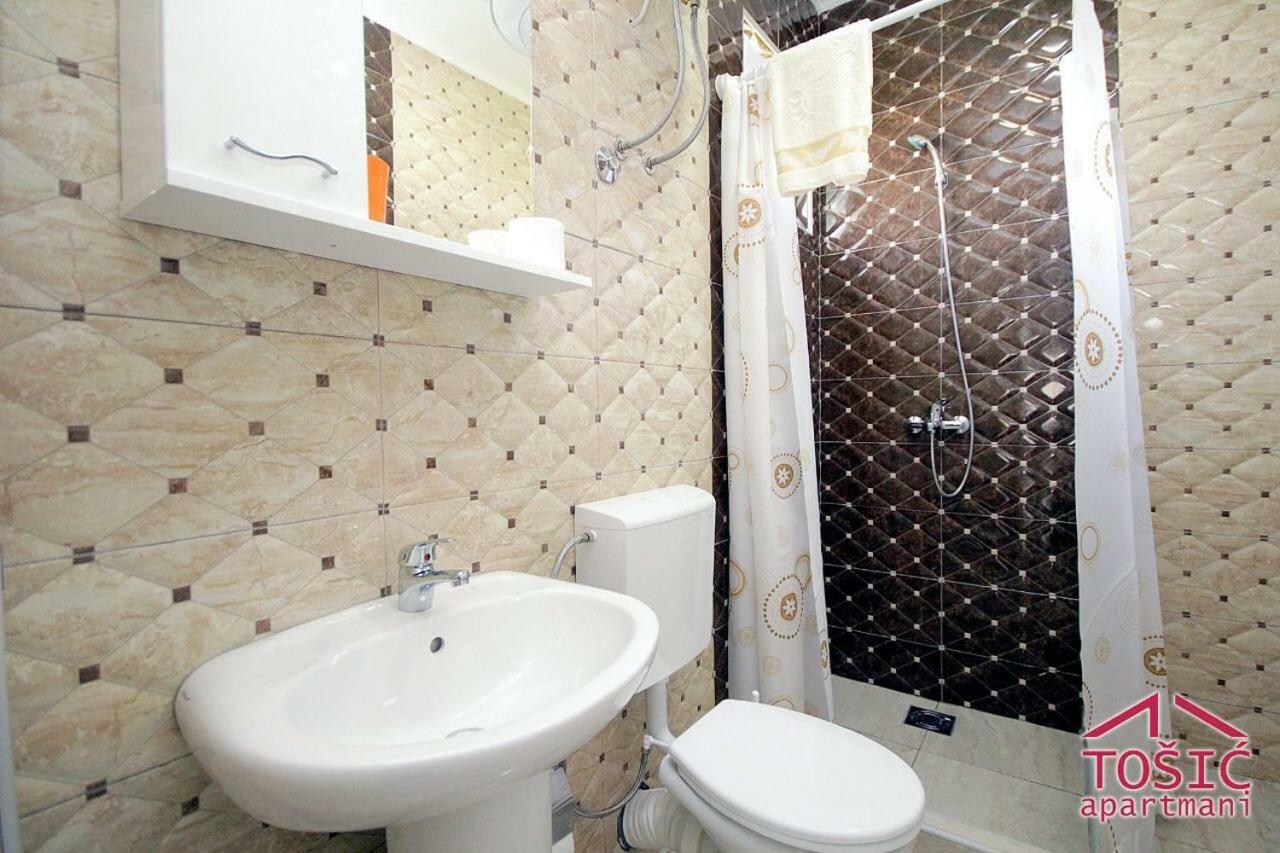 Tosic Apartmani Бар Экстерьер фото