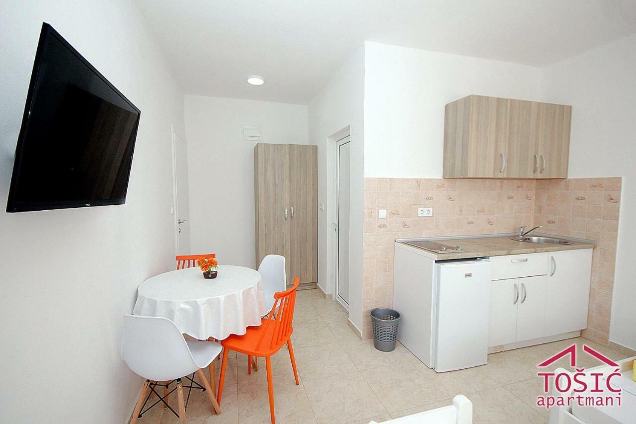 Tosic Apartmani Бар Экстерьер фото